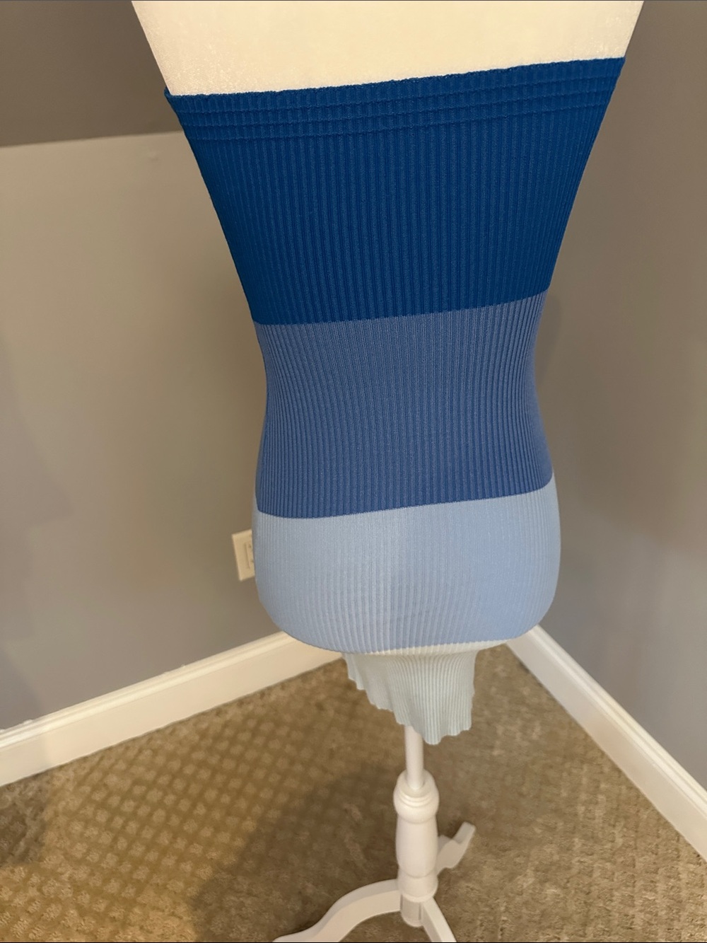Colorblock Strapless Ribbed Knit Dress - Blue Gradient - Picture 3 of 4